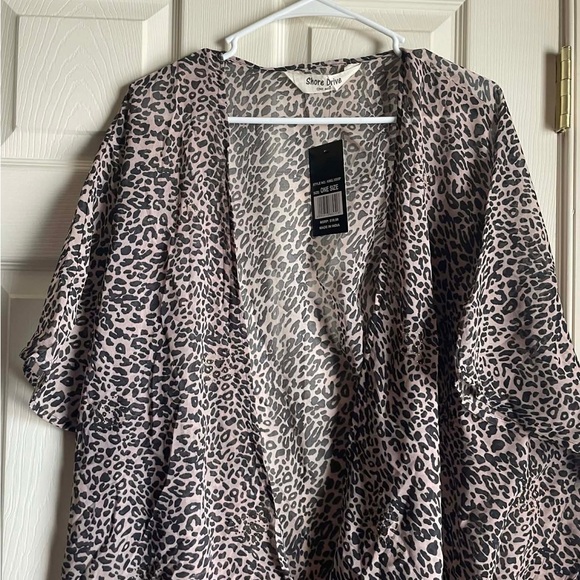 Shore Drive One Size Leopard Print Kimono Cardigan - Picture 6 of 14